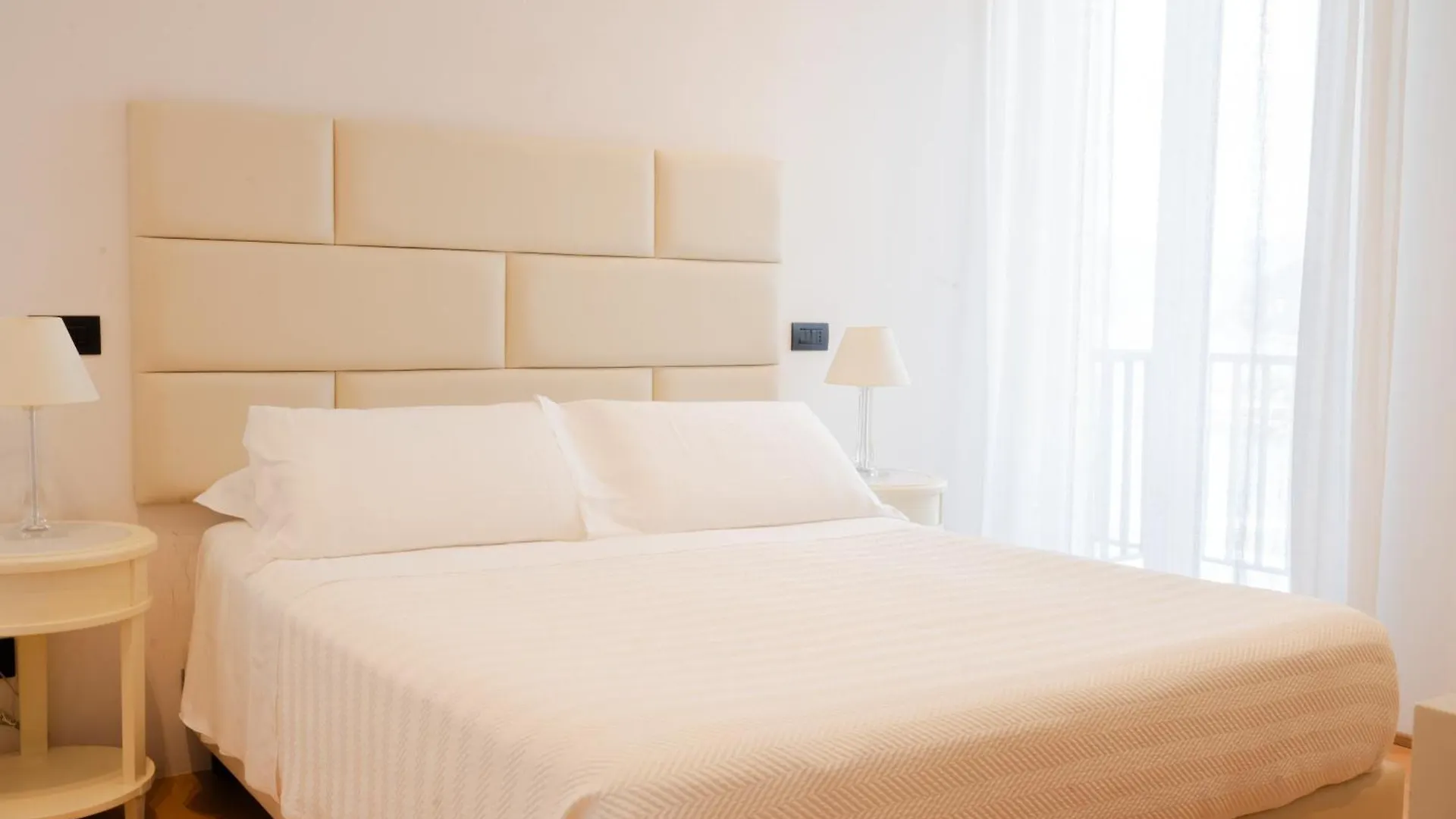 ***  Hotel Florida Lerici Olaszország